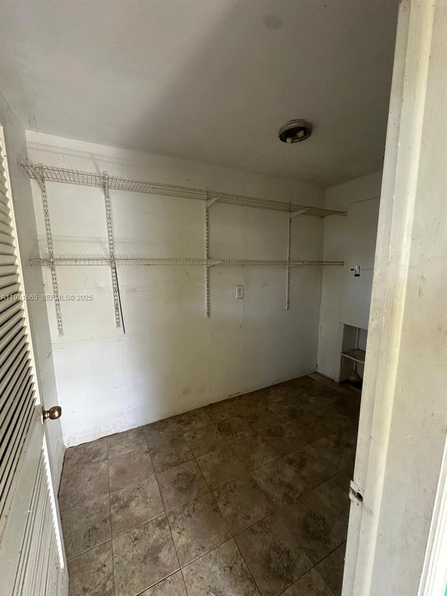   /  2838 sq. ft. $ 2025-12-16 0 Photo