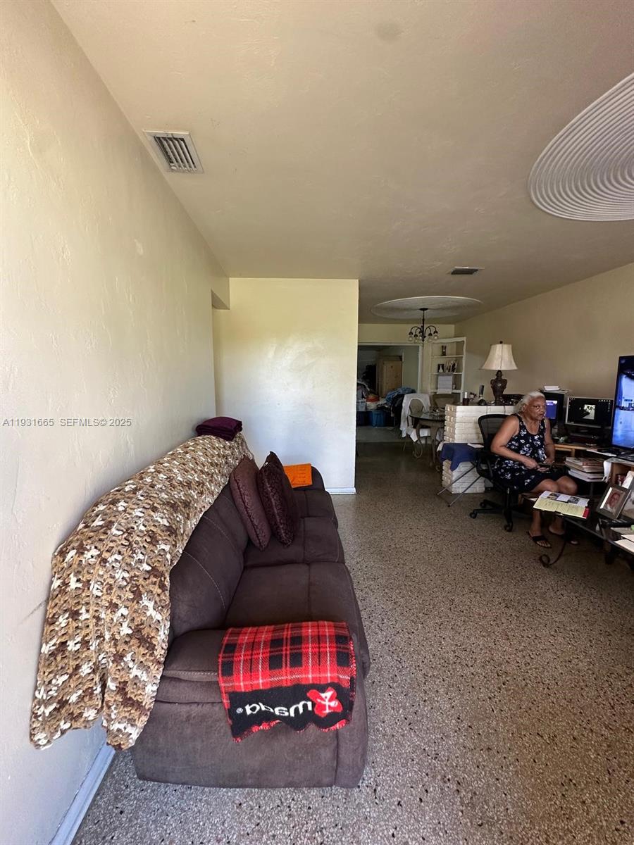   /  2838 sq. ft. $ 2025-12-16 0 Photo