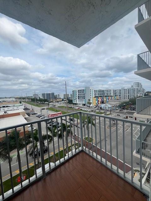 Photo of 140 Dixie Hwy  #507, Hollywood, Florida, 33020 - 