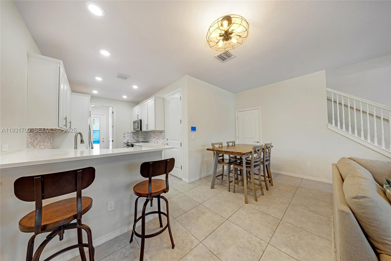 5110 3 / 3 1421 sq. ft. $ 2025-12-16 0 foto