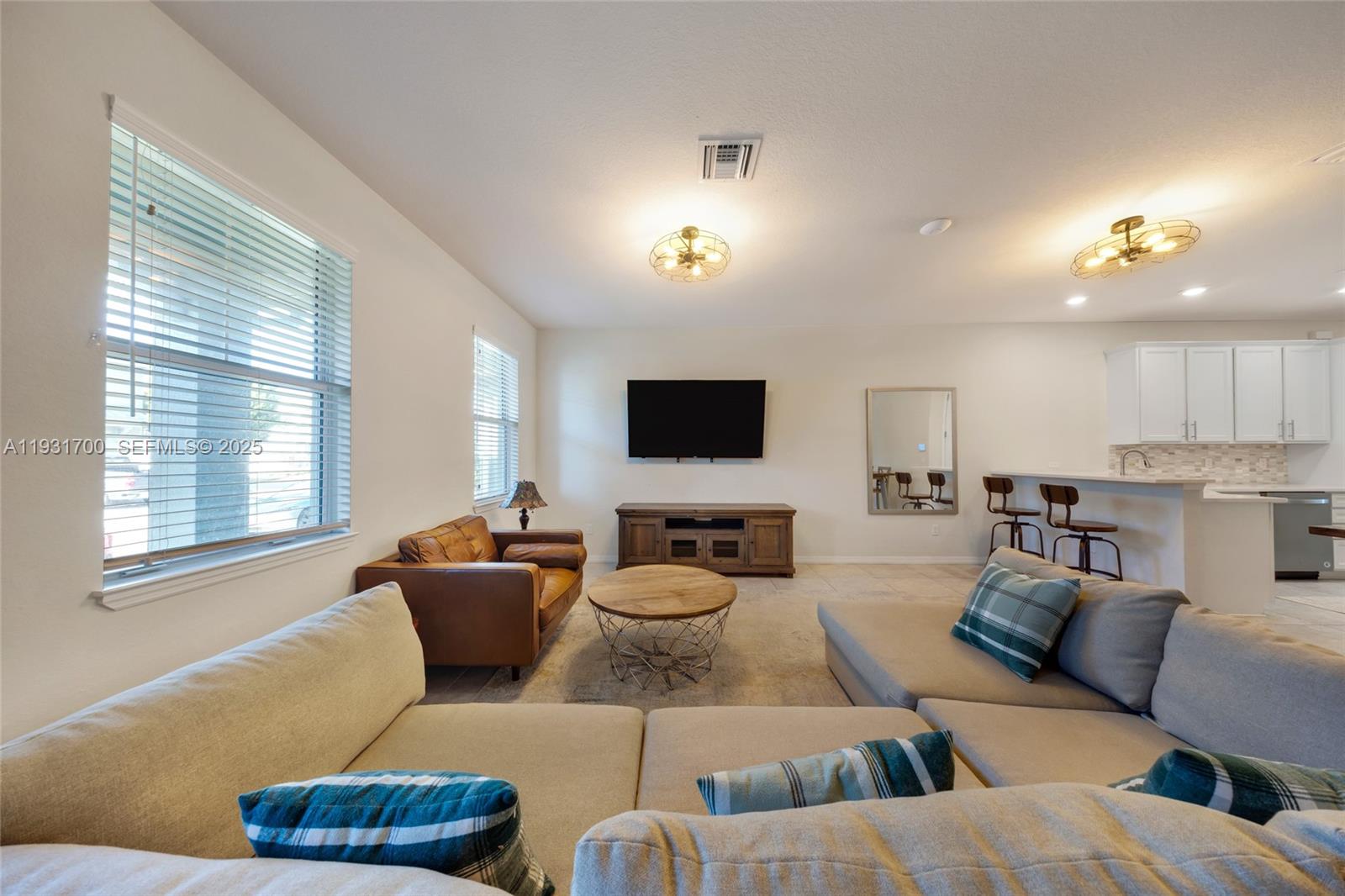 5110 3 / 3 1421 sq. ft. $ 2025-12-16 0 foto