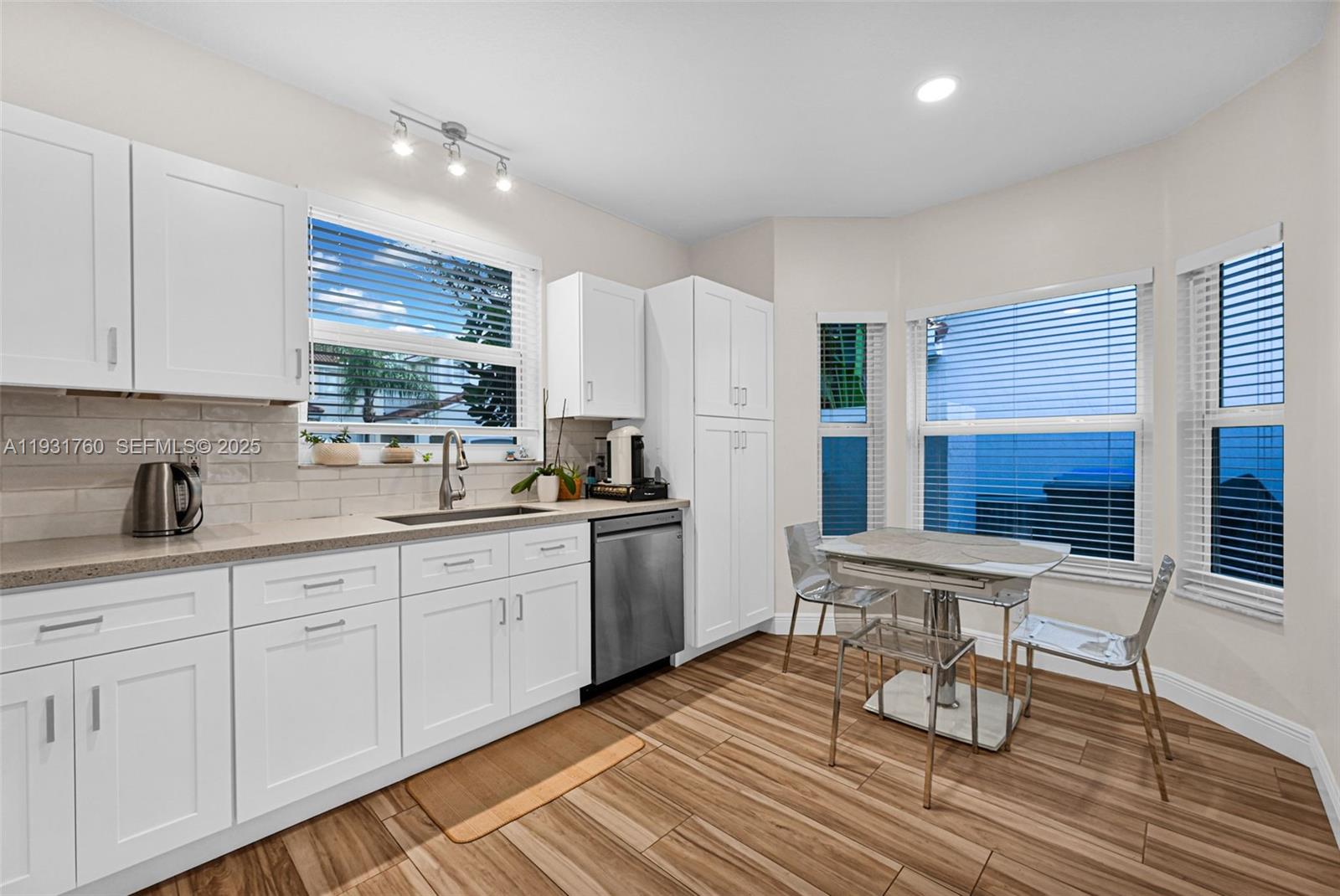 Photo of 1420 Weeping Willow Way (1420), Hollywood, Florida, 33019 -