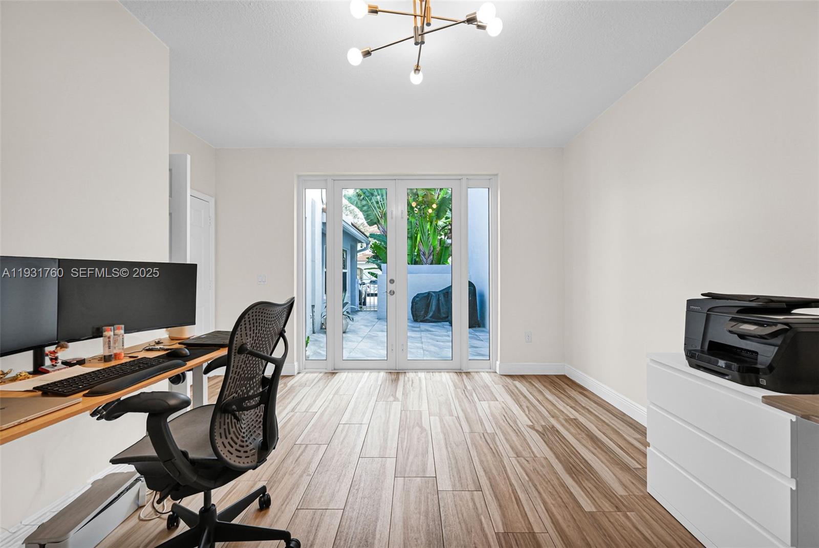 Photo of 1420 Weeping Willow Way (1420), Hollywood, Florida, 33019 -