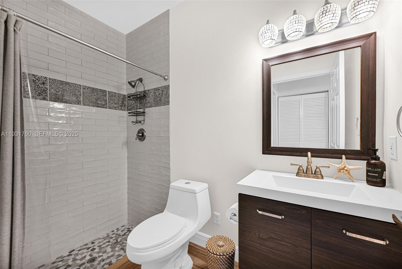 Photo of 1420 Weeping Willow Way (1420), Hollywood, Florida, 33019 -