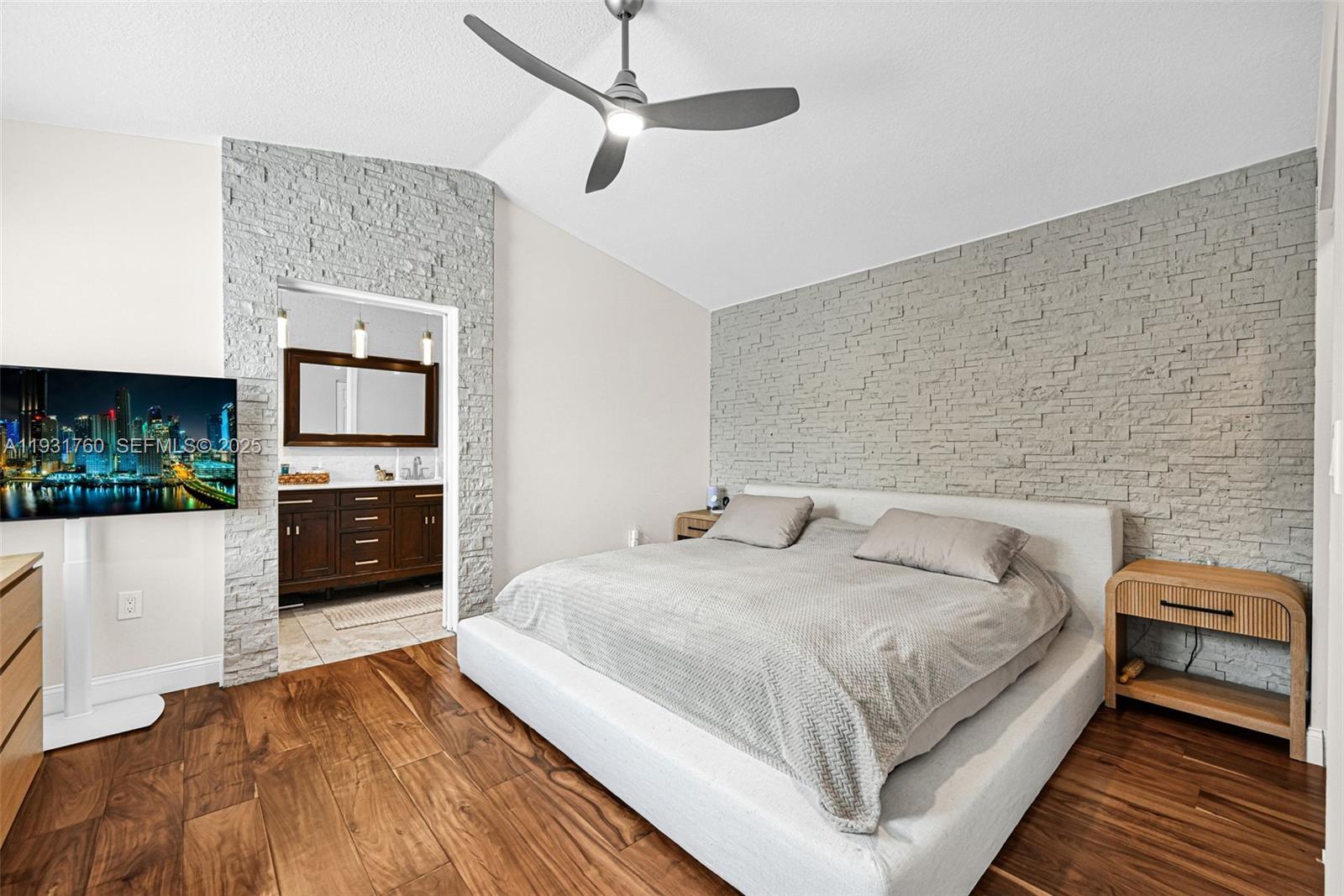 Photo of 1420 Weeping Willow Way (1420), Hollywood, Florida, 33019 -