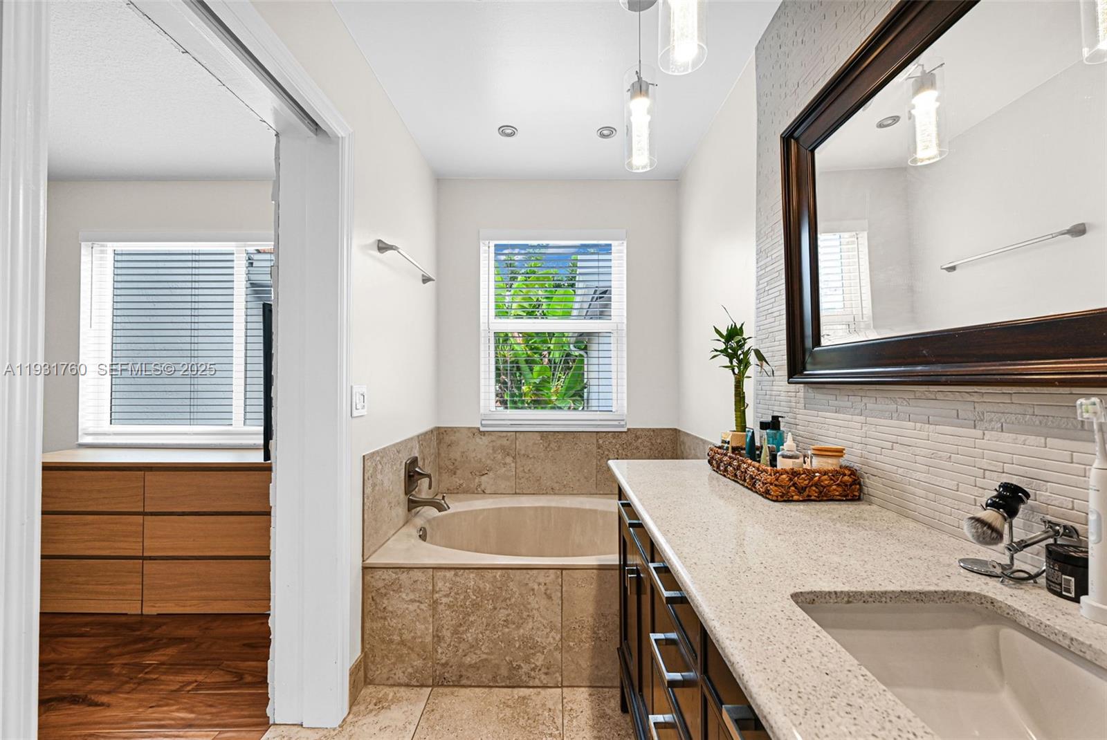 Photo of 1420 Weeping Willow Way (1420), Hollywood, Florida, 33019 -