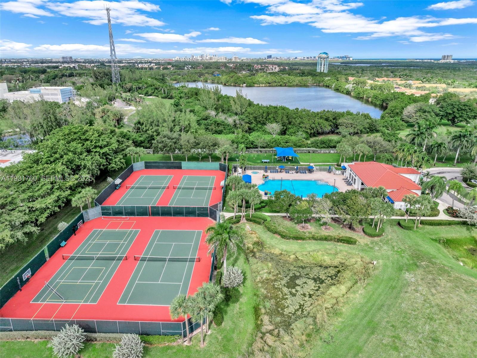 Photo of 1420 Weeping Willow Way (1420), Hollywood, Florida, 33019 -