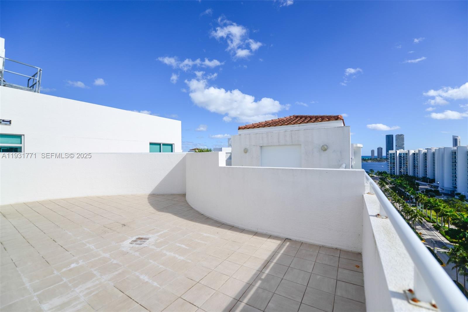 Photo of 3131 188th St  #1-1213, Aventura, Florida, 33180 - 