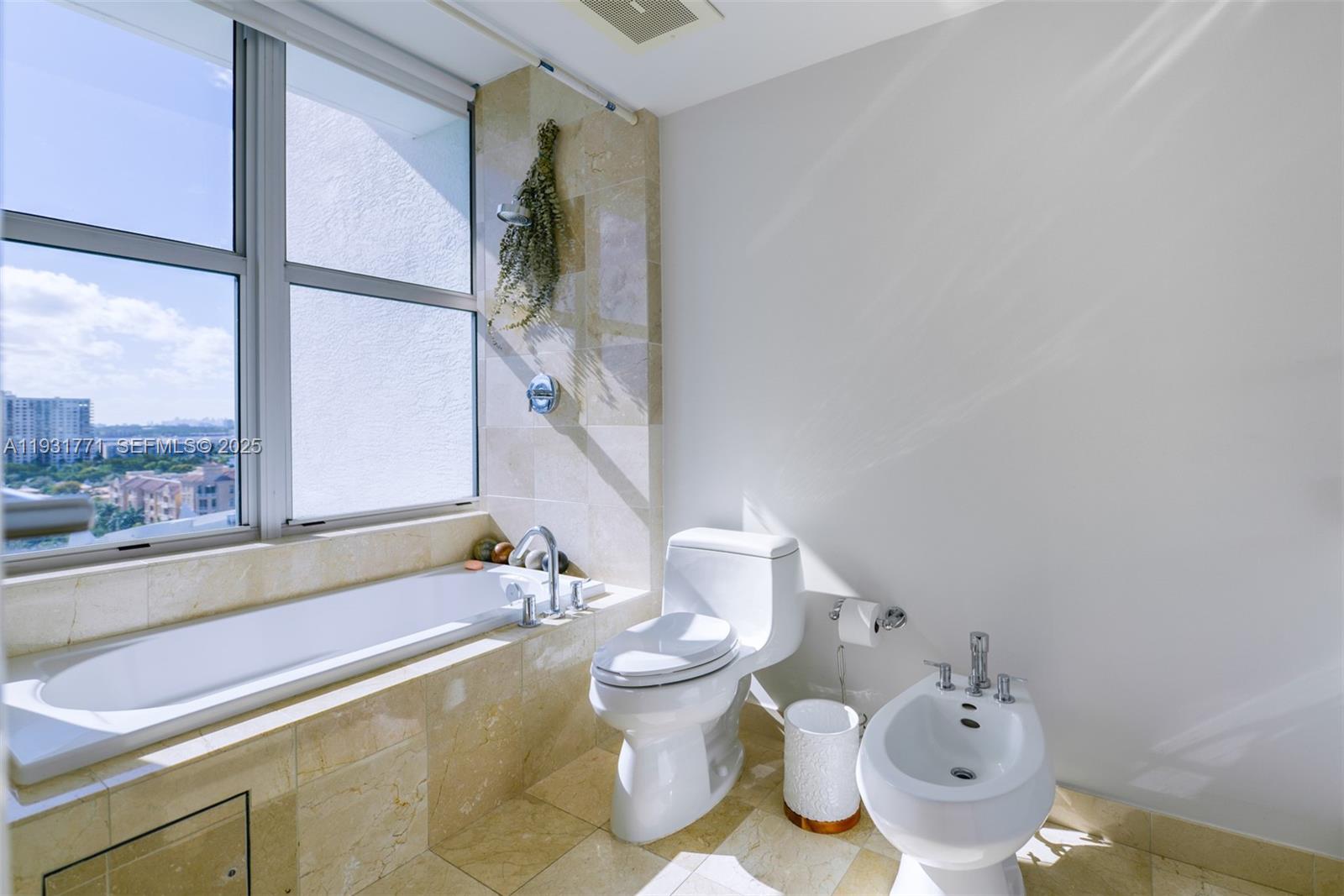 Photo of 3131 188th St  #1-1213, Aventura, Florida, 33180 - 