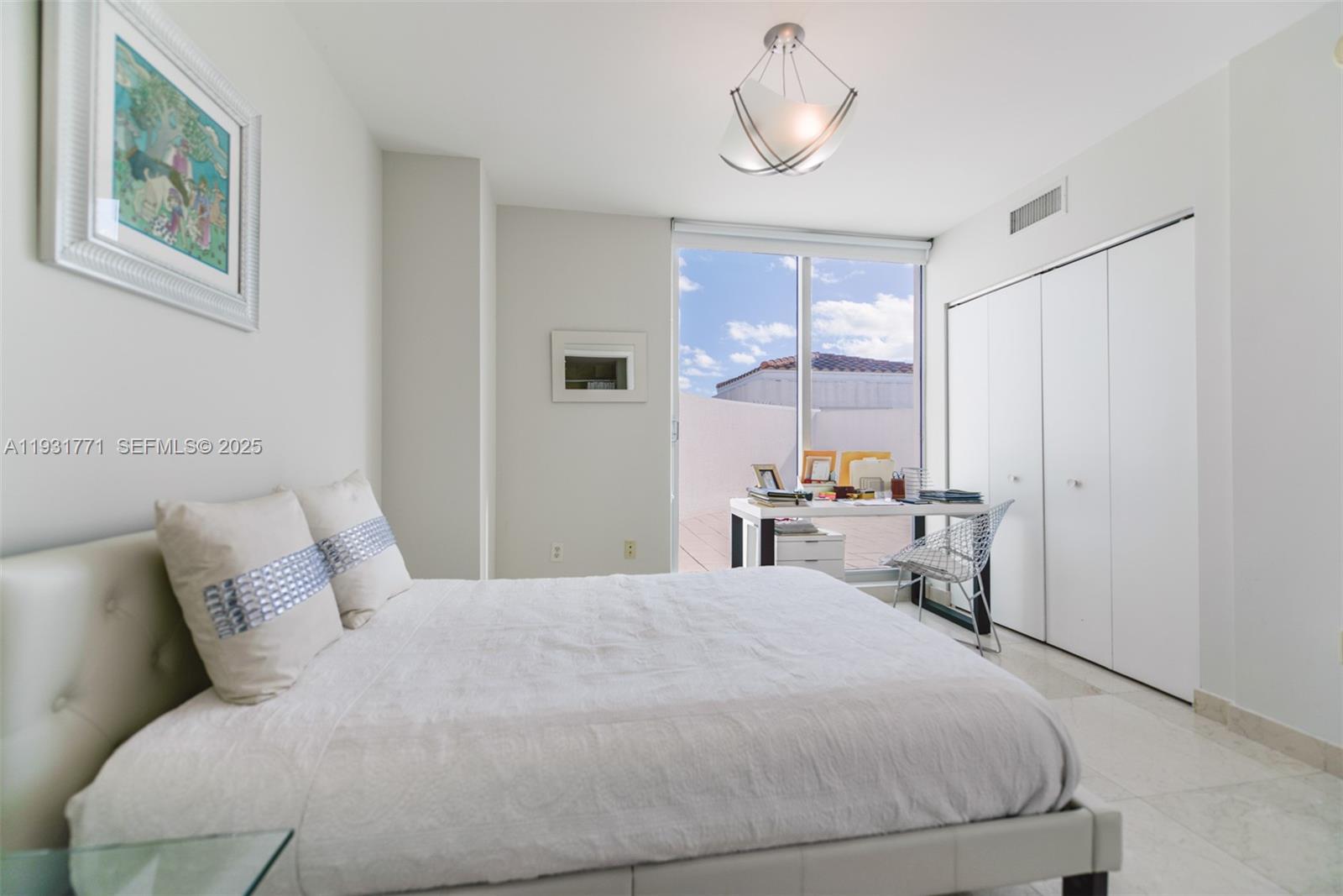 Photo of 3131 188th St  #1-1213, Aventura, Florida, 33180 - 