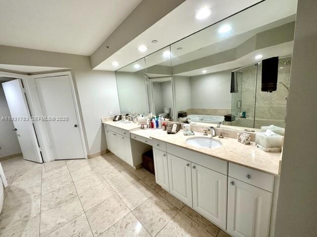 Photo of 20201 Country Club Dr  #903, Aventura, Florida, 33180 - 
