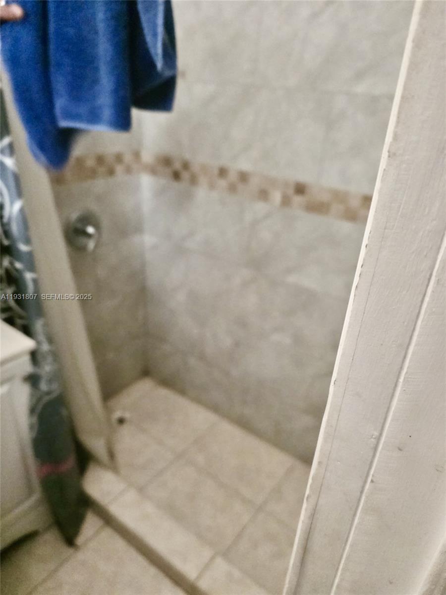   /  1266 кв.футов $ 2025-12-16 0 Фото