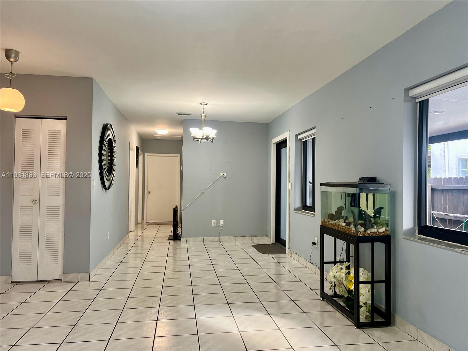   /  2343 sq. ft. $ 2025-12-17 0 Photo