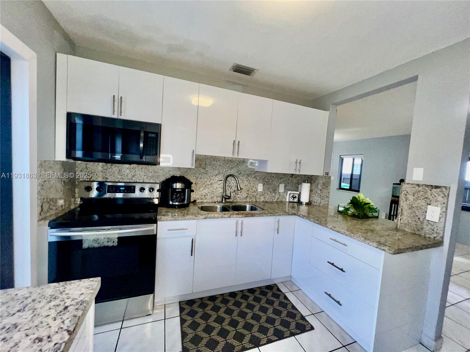   /  2343 sq. ft. $ 2025-12-17 0 Photo