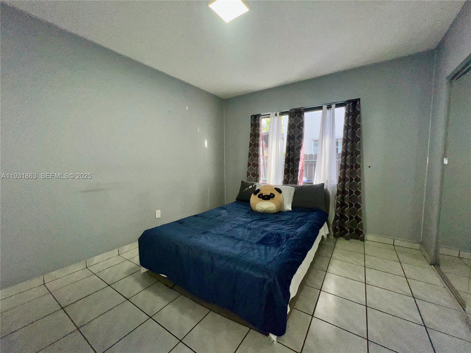   /  2343 sq. ft. $ 2025-12-17 0 Photo