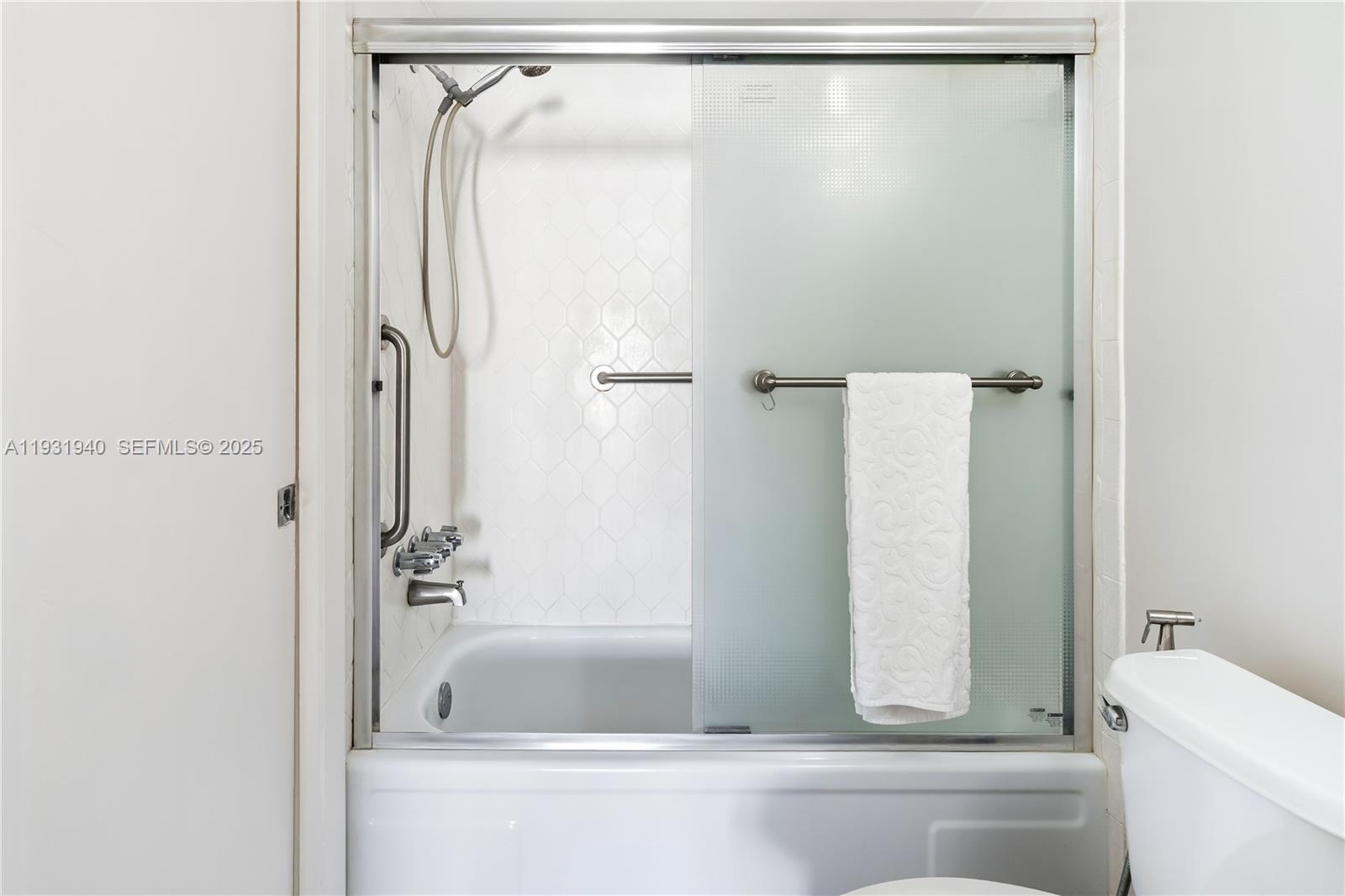 Photo of 1849 Ocean Dr  #803, Hallandale Beach, Florida, 33009 - 