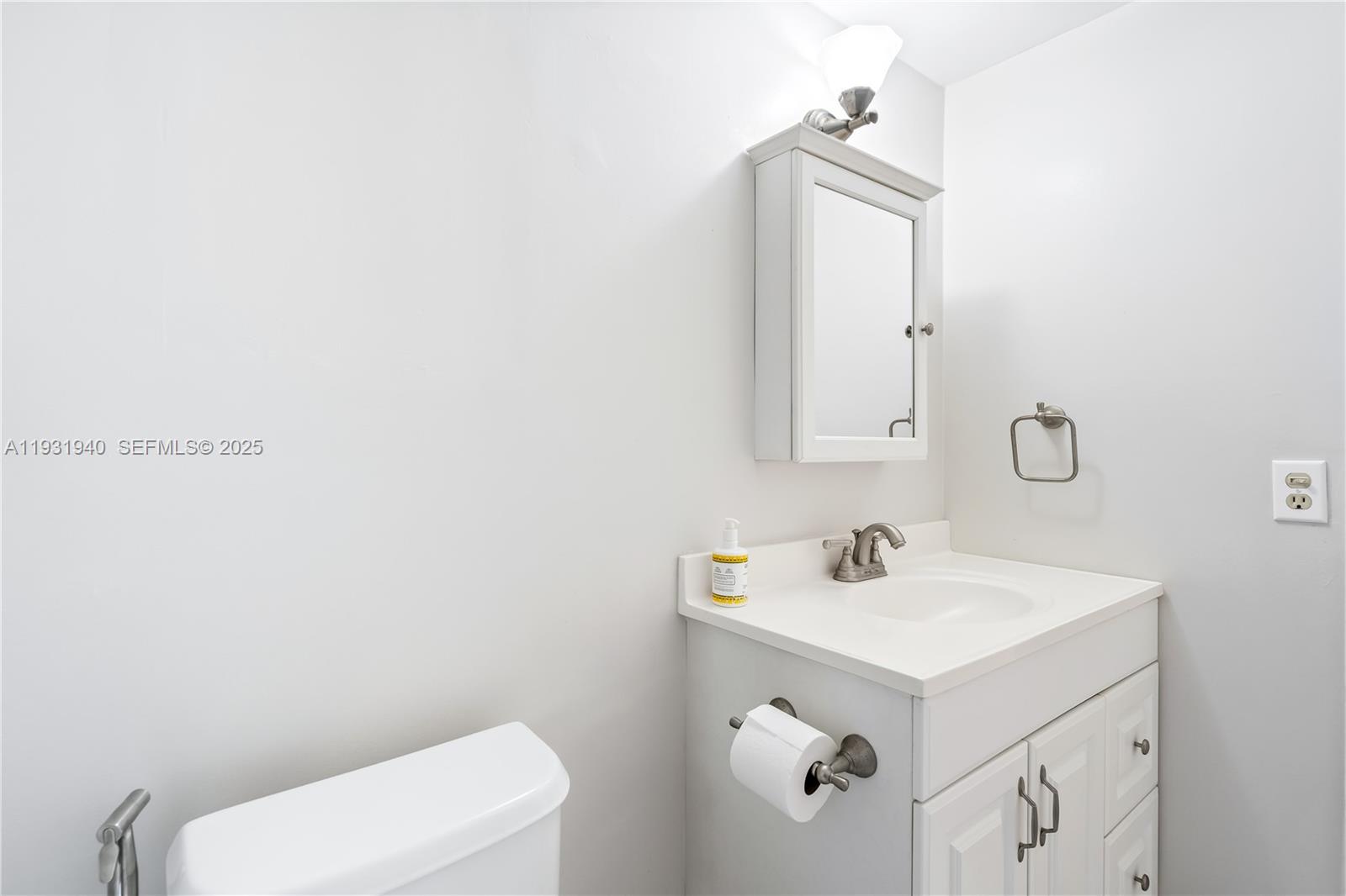 Photo of 1849 Ocean Dr  #803, Hallandale Beach, Florida, 33009 - 