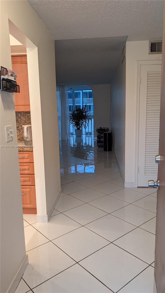 Photo of 301 14th Ave  #404, Hallandale Beach, Florida, 33009 - 