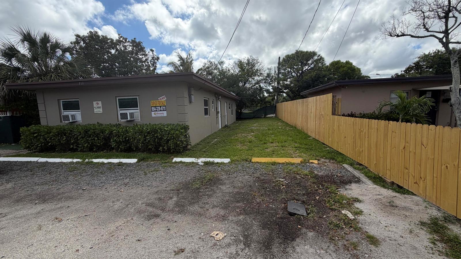 1-2  / 0 1071 sq. ft. $ 2026-05-12 0 foto