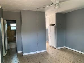 1-2  / 0 1071 sq. ft. $ 2026-05-12 0 foto
