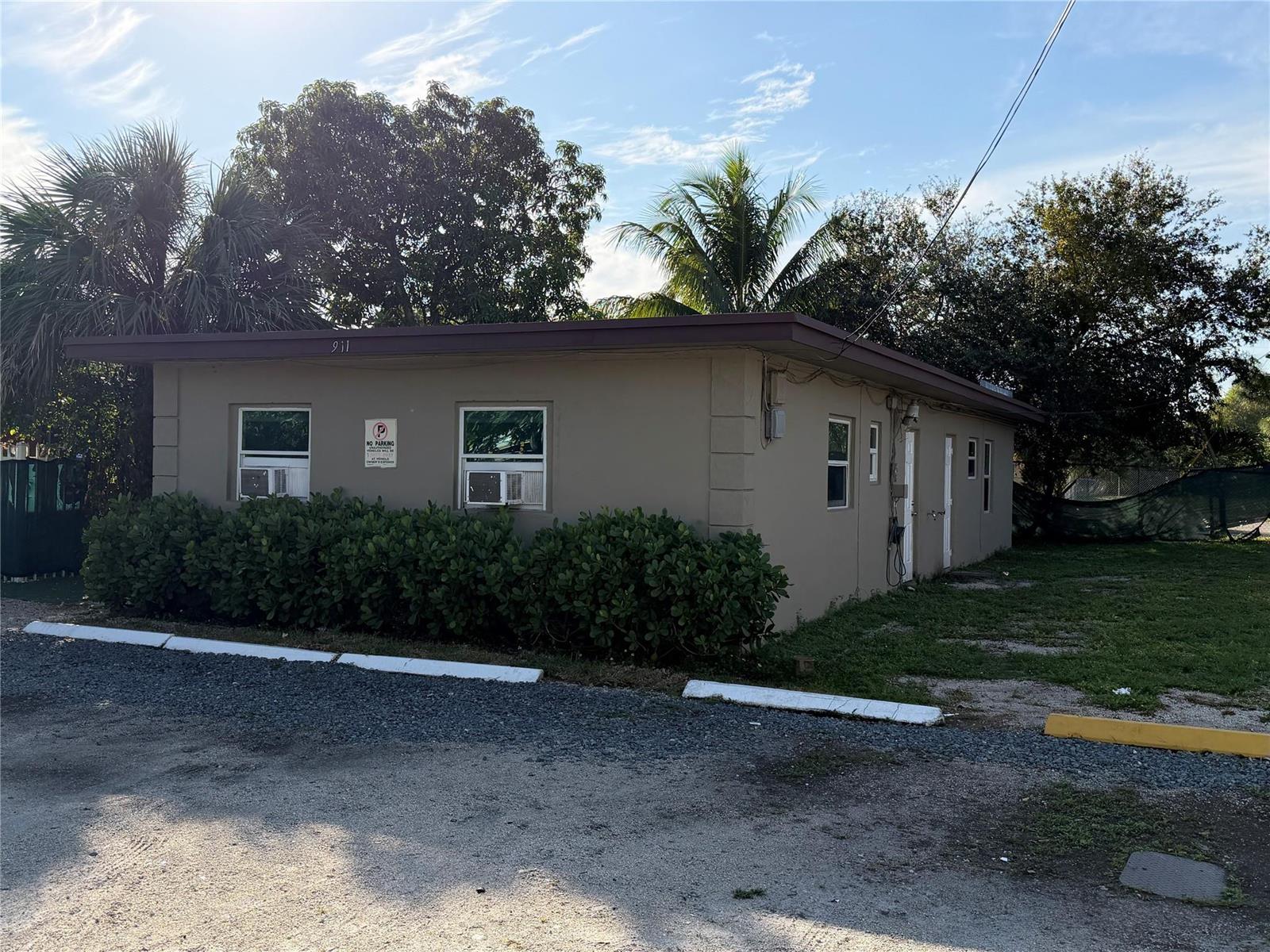 1-2  / 0 1071 sq. ft. $ 2026-05-12 0 foto