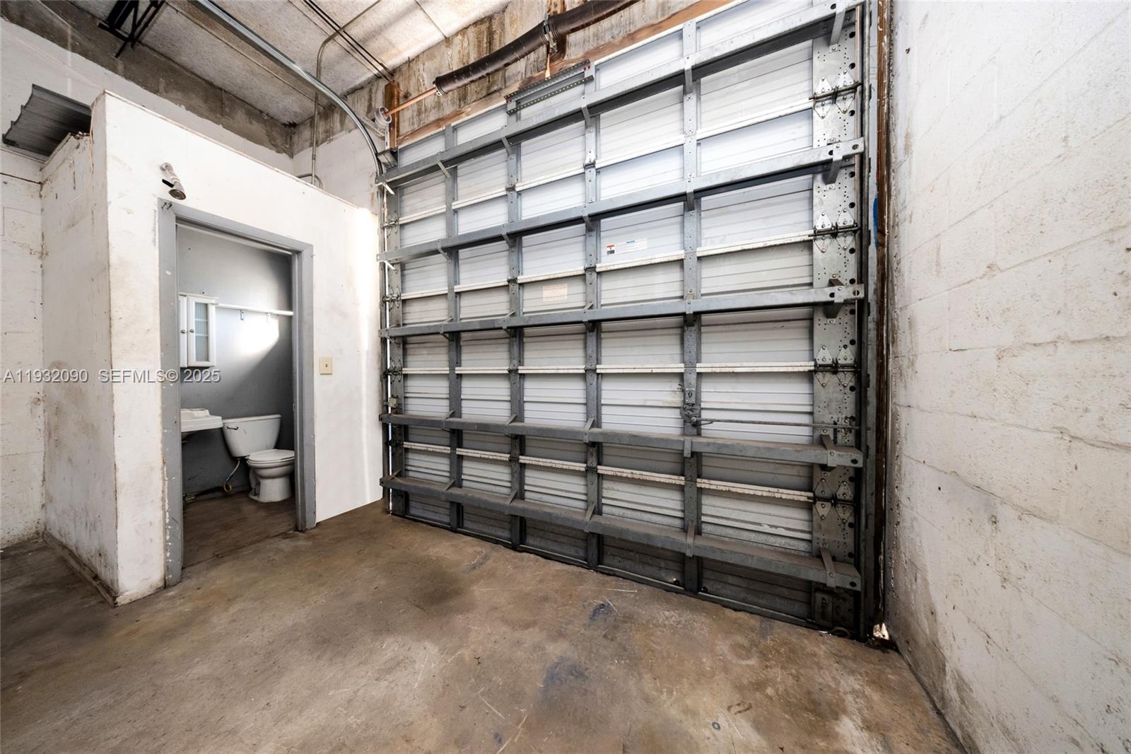   /   sq. ft. $ 2025-12-17 0 Photo