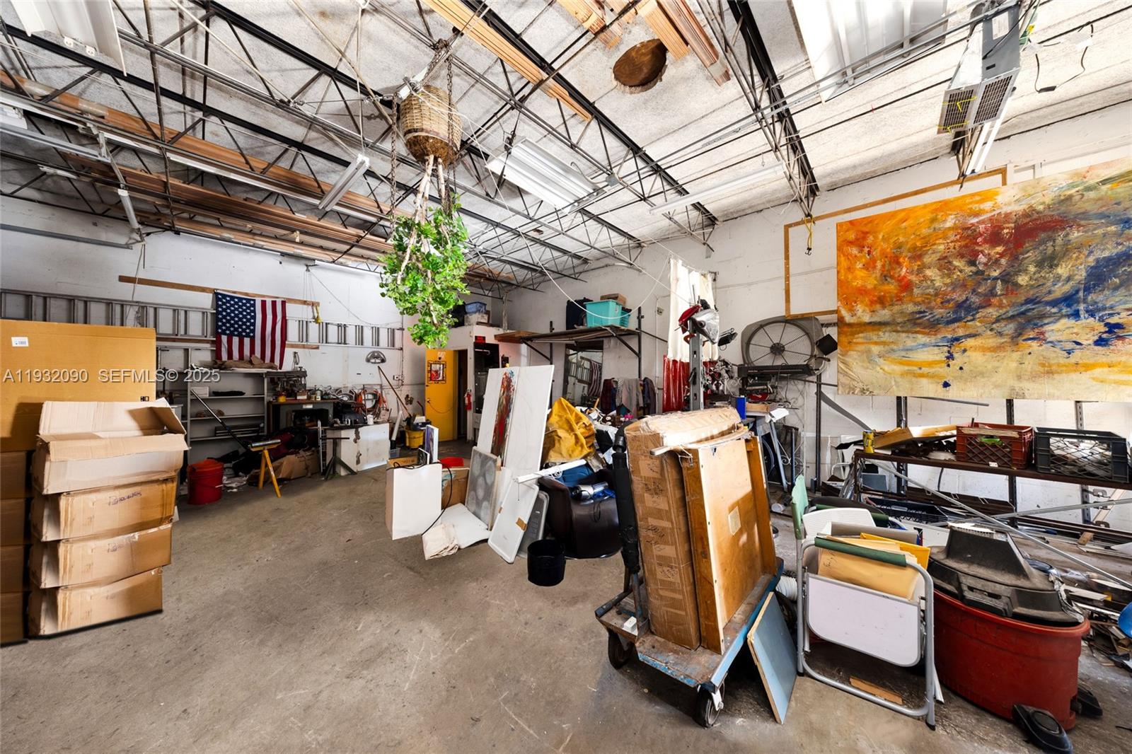   /   sq. ft. $ 2025-12-17 0 Photo