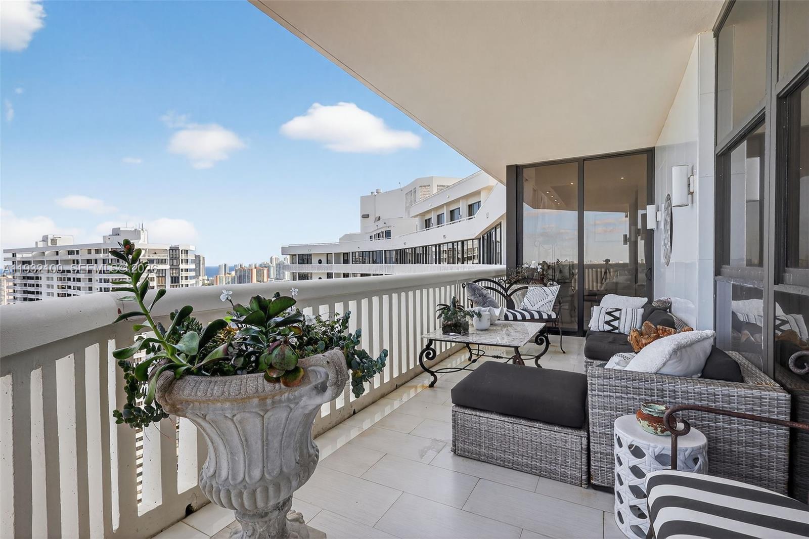 PH9 3 / 3 1880 sq. ft. $ 2025-12-17 0 Photo