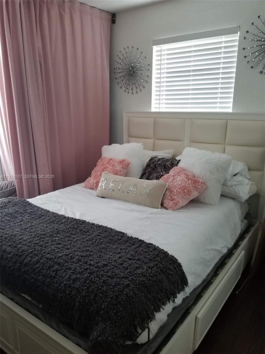   /  1335 sq. ft. $ 2025-12-17 0 Photo