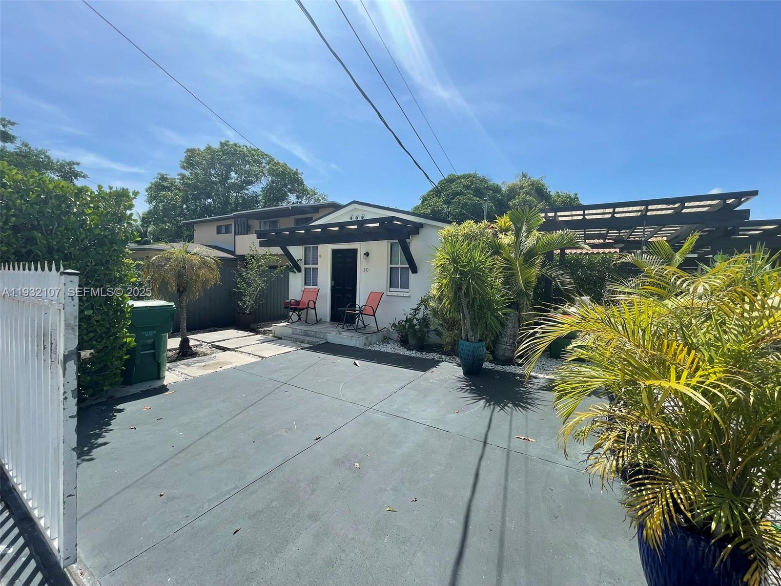   /  1335 sq. ft. $ 2025-12-17 0 Photo