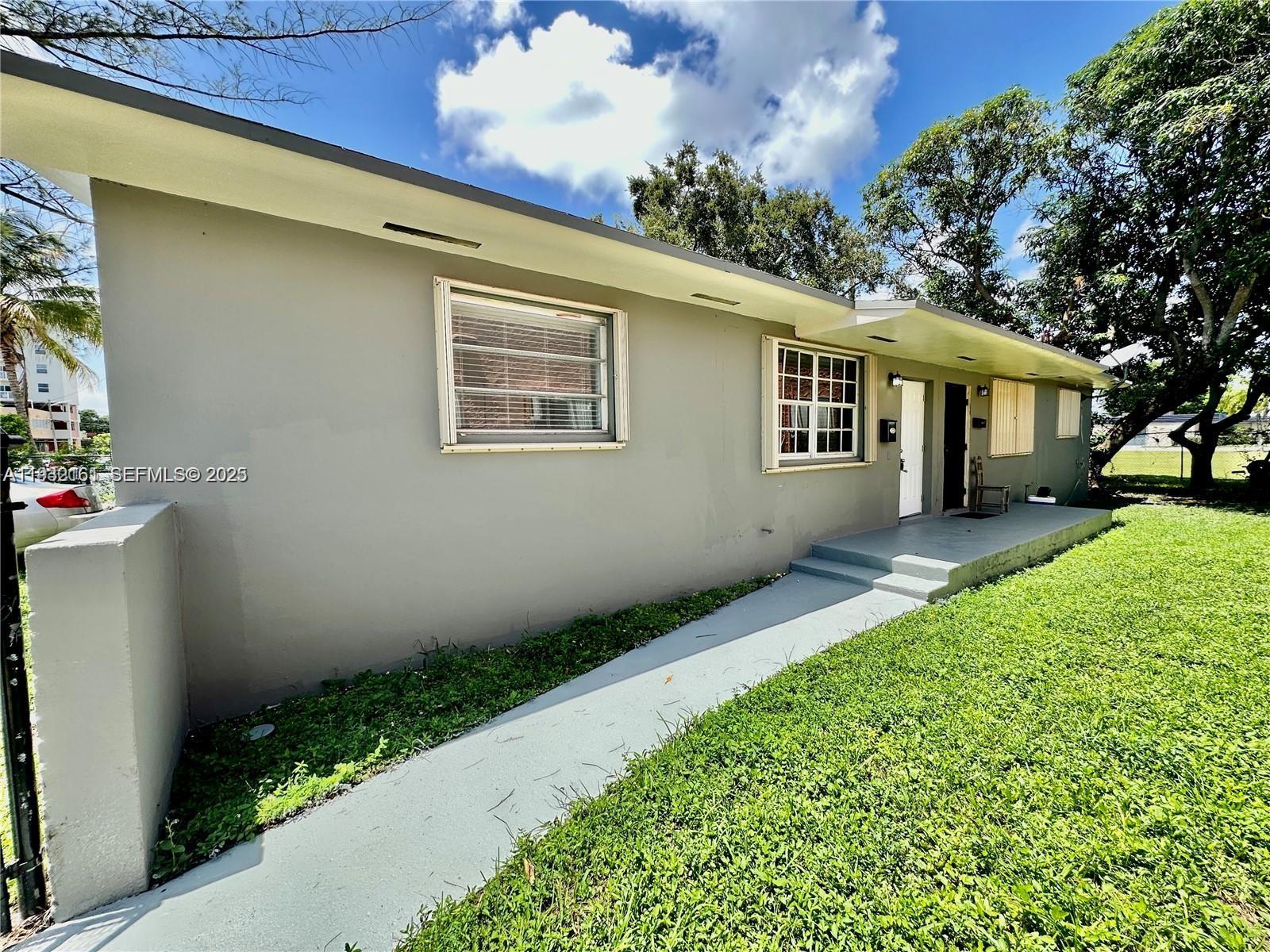   /  1500 sq. ft. $ 2025-12-17 0 Photo