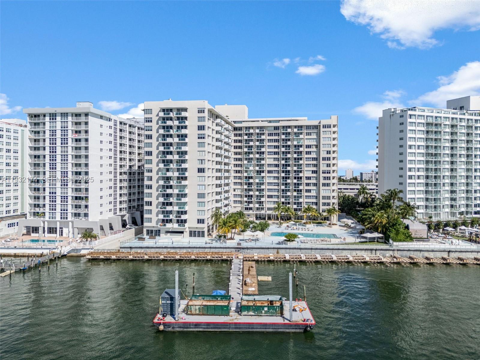 Подробнее OFFICE CU-7/216 / кв.футов $ 2025-12-17 0 Фото