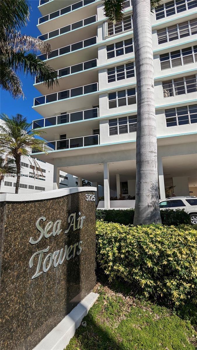 Photo of 3725 Ocean Dr  #508, Hollywood, Florida, 33019 - 