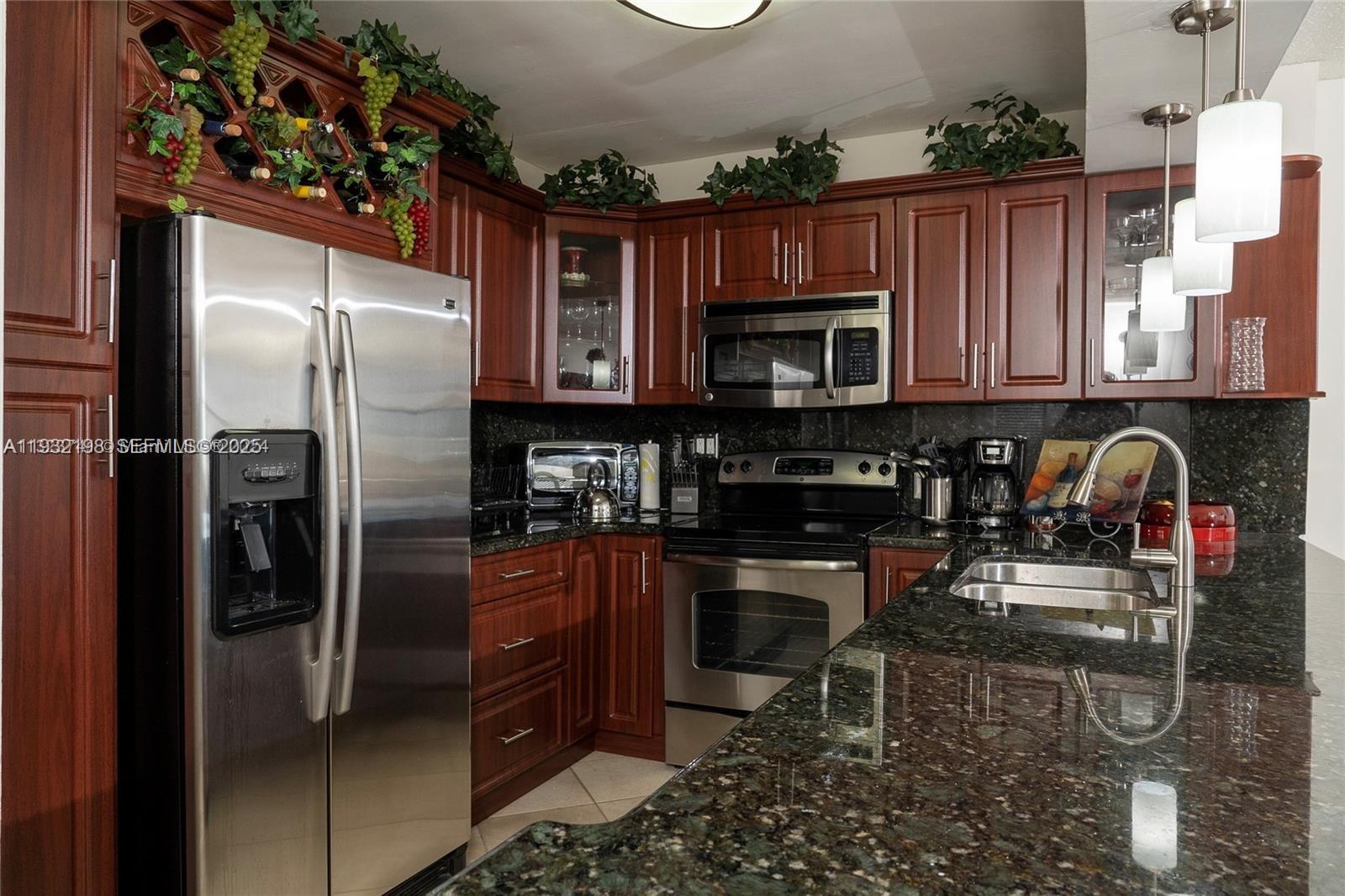 Photo of 3725 Ocean Dr  #508, Hollywood, Florida, 33019 - 