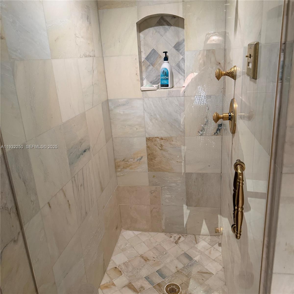 Photo of 19355 Turnberry Way  #5K, Aventura, Florida, 33180 - 