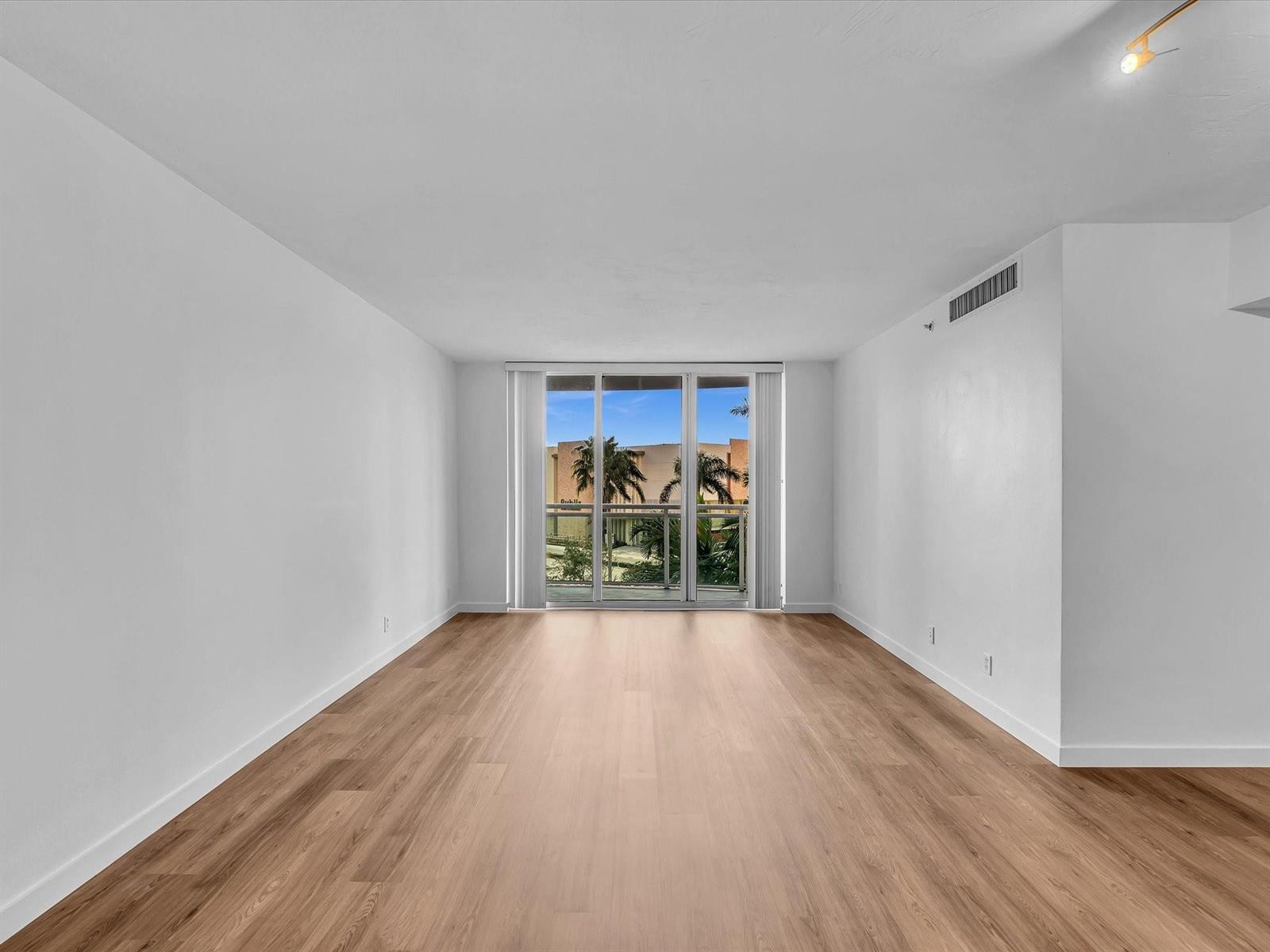 Photo of 3001 Ocean  #439, Hollywood, Florida, 33019 - Photo 17