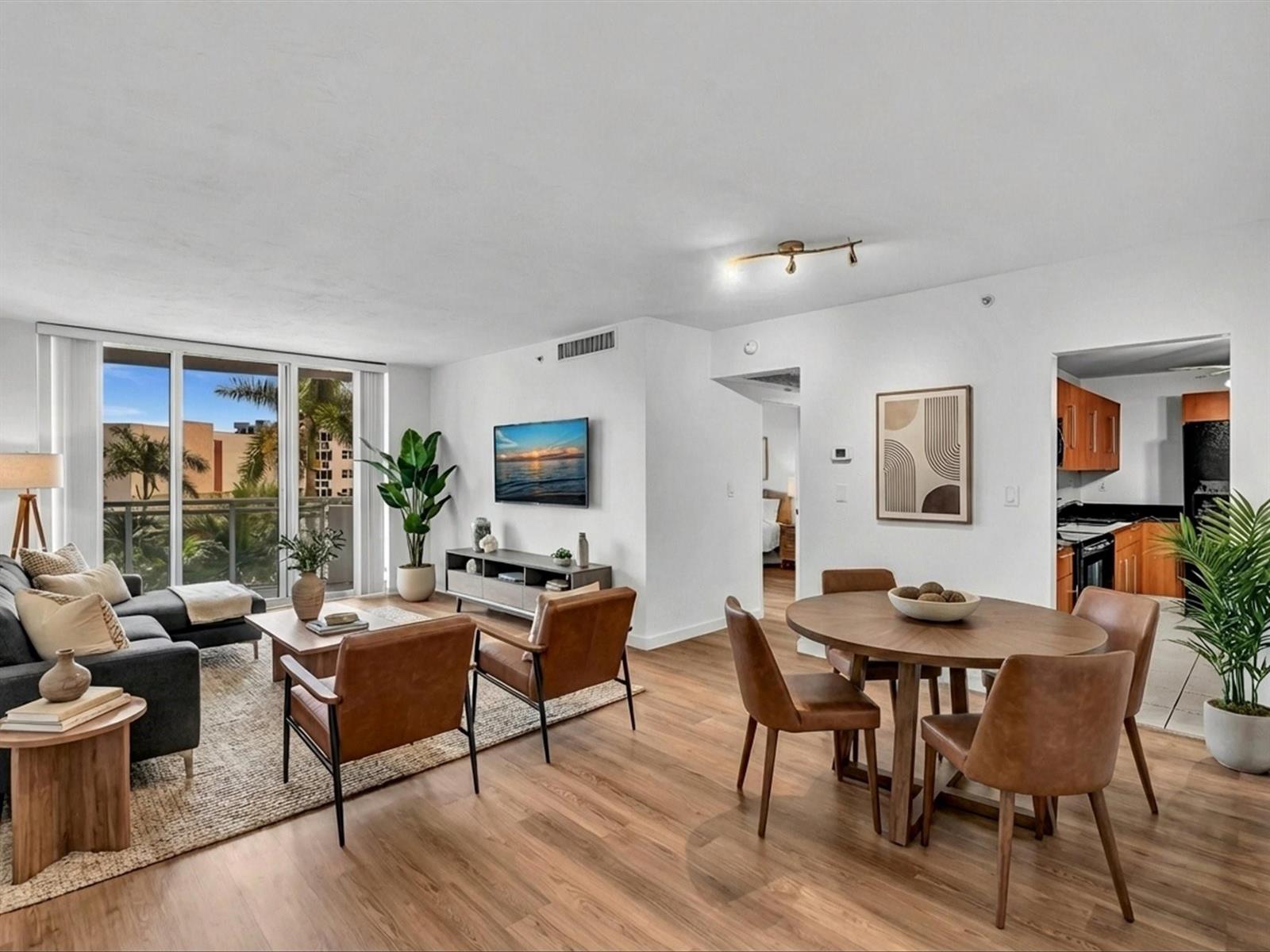 Photo of 3001 Ocean  #439, Hollywood, Florida, 33019 - Photo 4