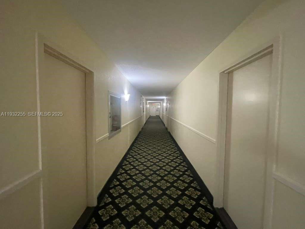 301 2 / 2 1292 sq. ft. $ 2025-12-17 0 foto