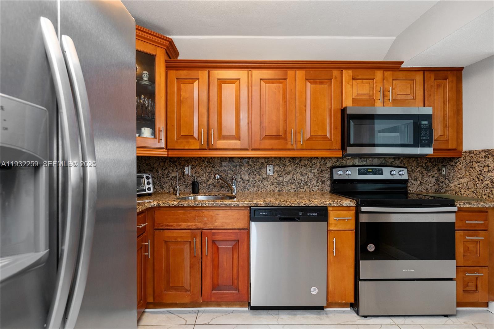 Photo of 2401 Ocean Dr  #1204, Hollywood, Florida, 33019 - 