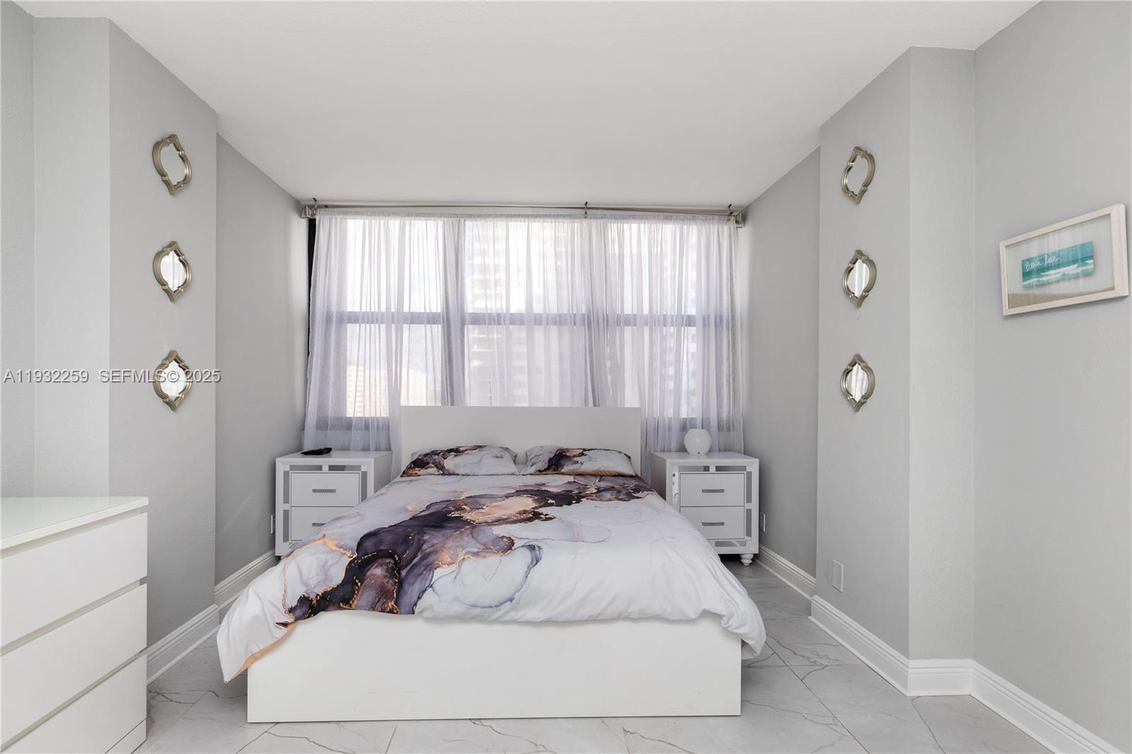 Photo of 2401 Ocean Dr  #1204, Hollywood, Florida, 33019 - 