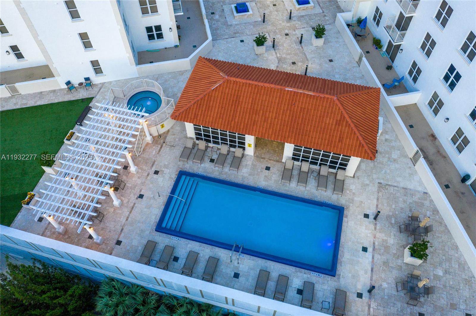 Подробнее 120 / кв.футов $ 2025-12-17 0 Фото