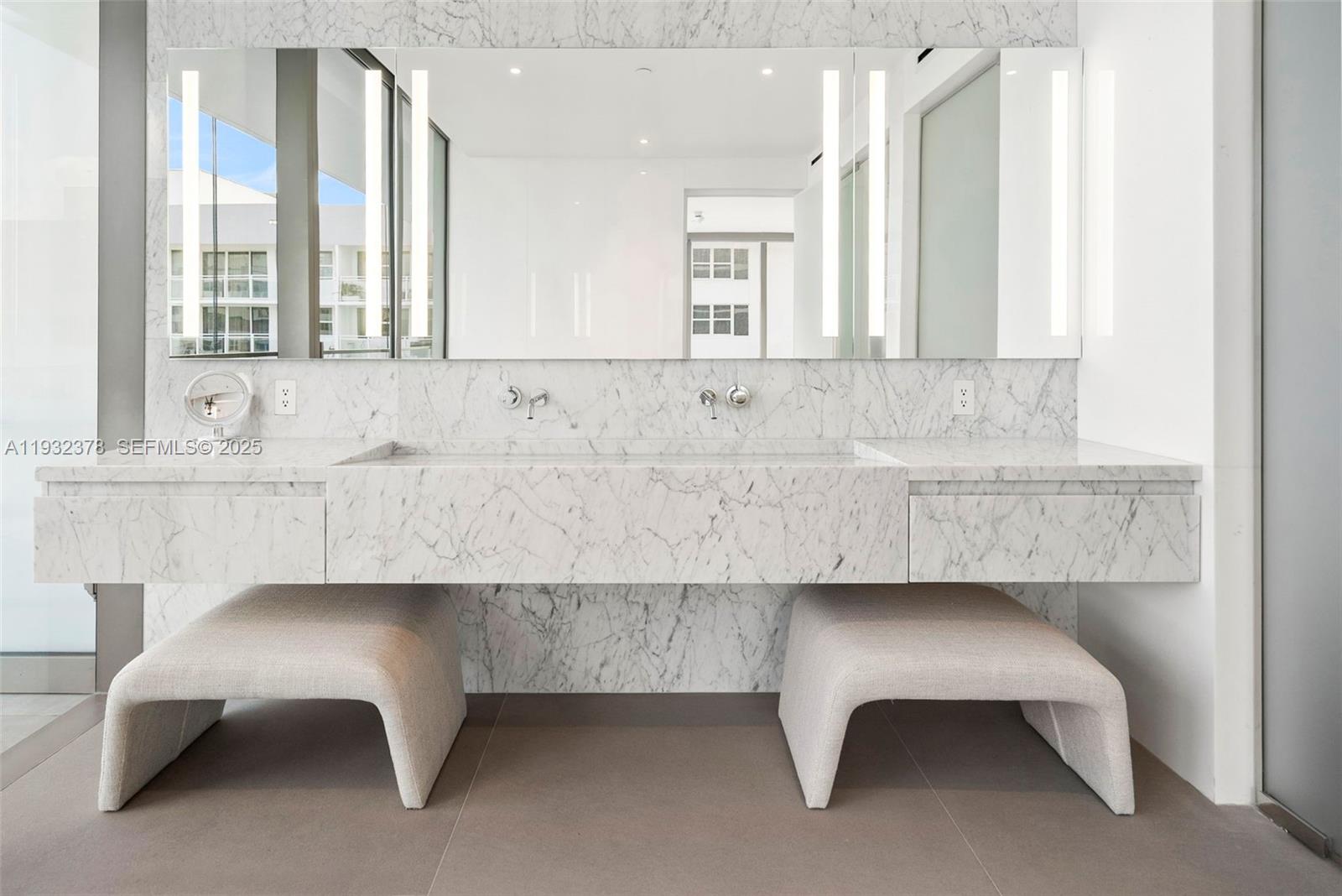 18B 3 / 4 2913 sq. ft. $ 2025-12-17 0 Photo