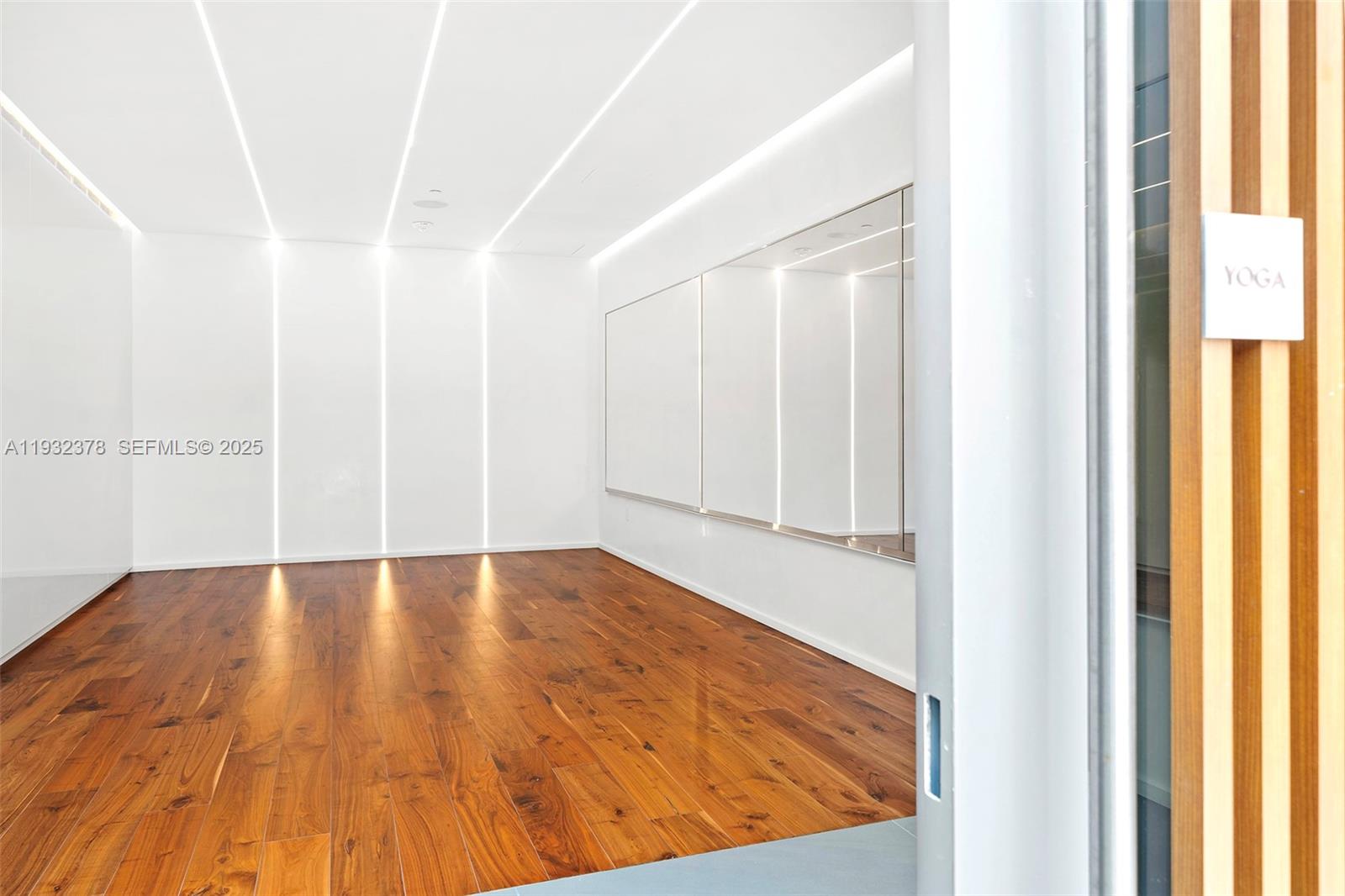 18B 3 / 4 2913 sq. ft. $ 2025-12-17 0 Photo