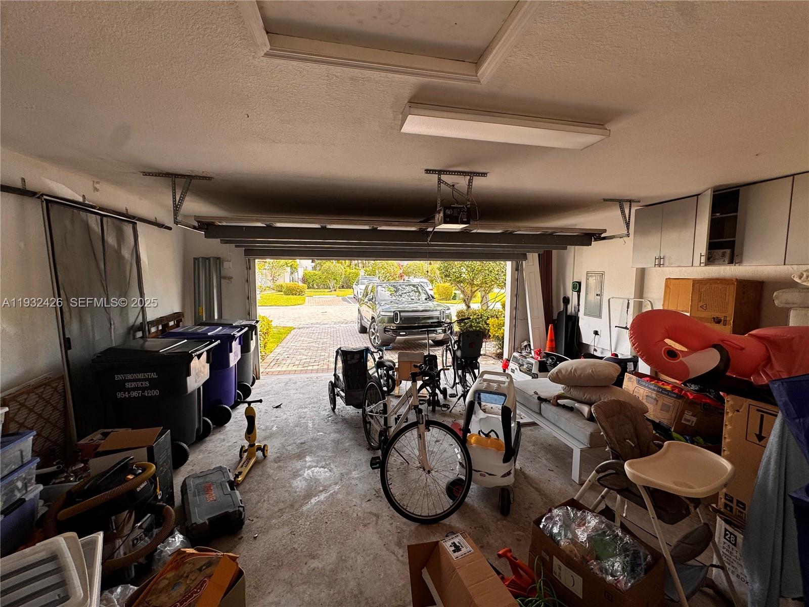 Photo of 876 Spinnaker Dr W  (876), Hollywood, Florida, 33019 - 