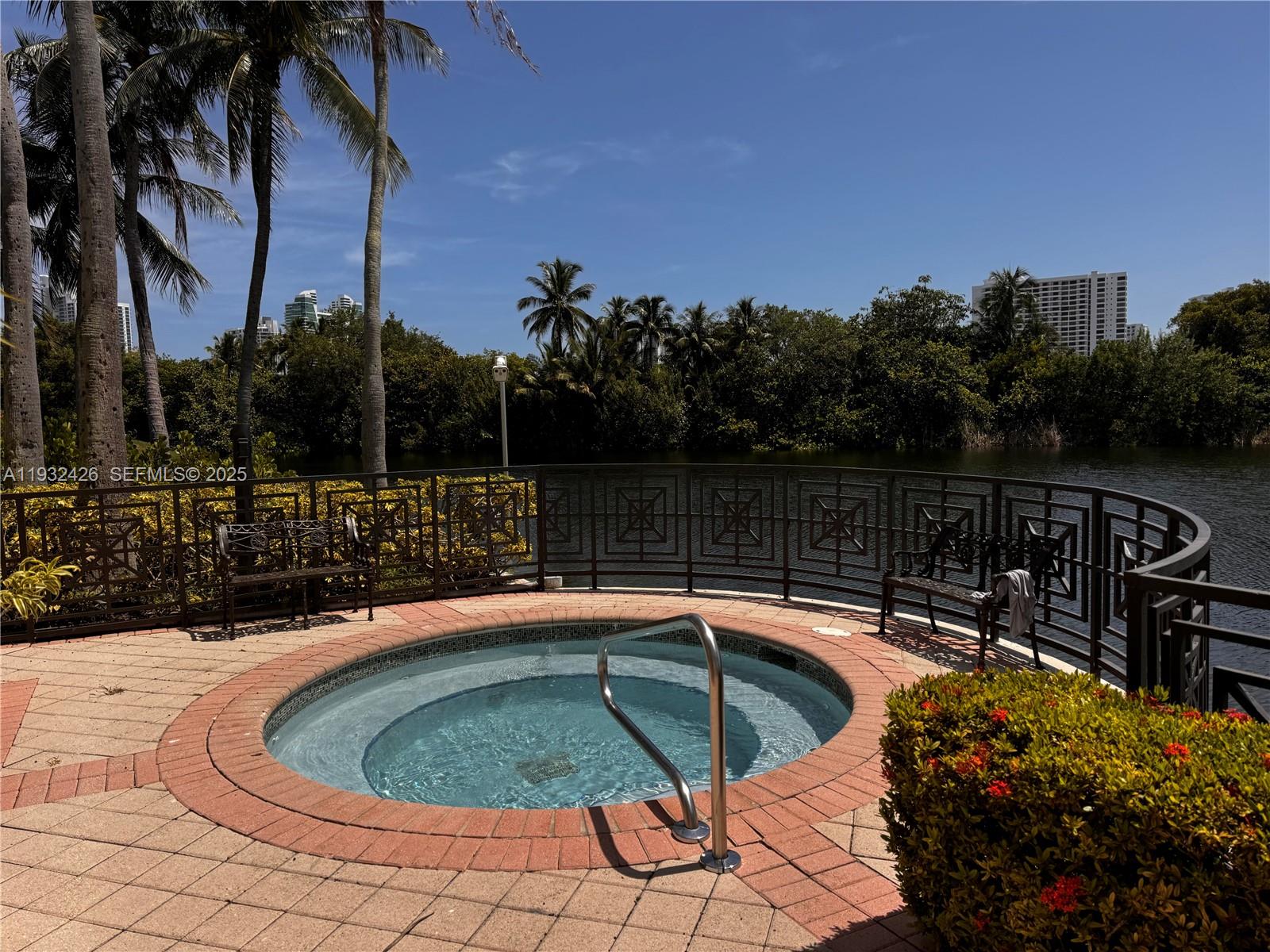 Photo of 876 Spinnaker Dr W  (876), Hollywood, Florida, 33019 - 
