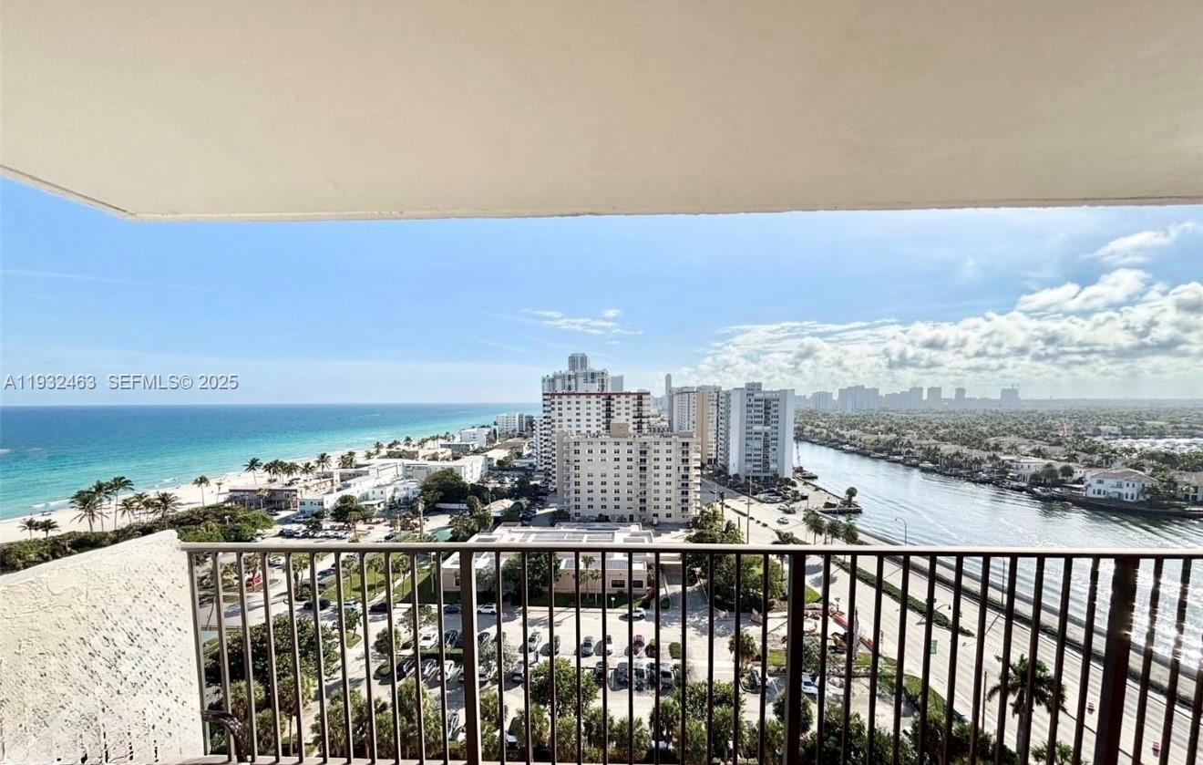 Photo of 1201 Ocean Dr  #1810S, Hollywood, Florida, 33019 - 