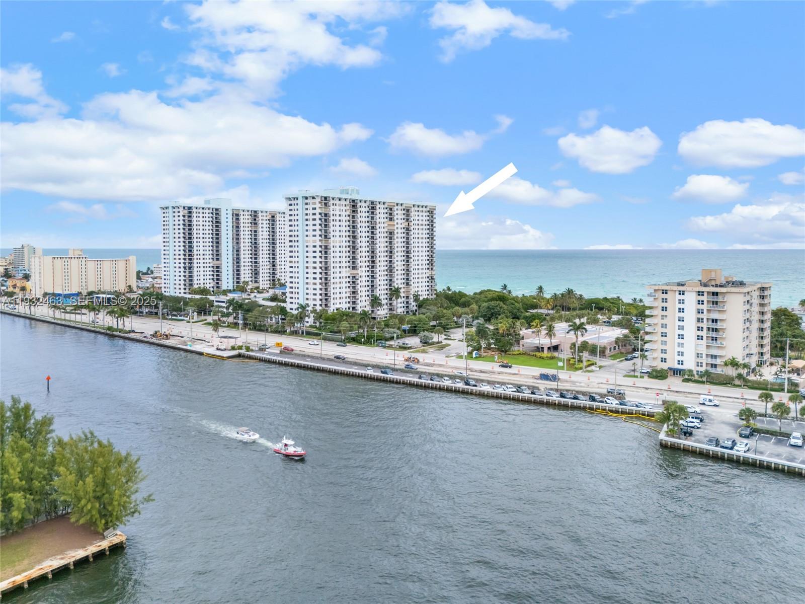 Photo of 1201 Ocean Dr  #1810S, Hollywood, Florida, 33019 - 