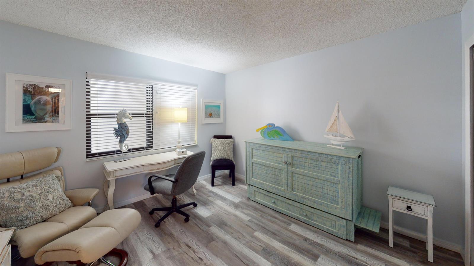 Ver detalles 805 2 / 2 1197 sq. ft. $ 2026-06-12 0 foto