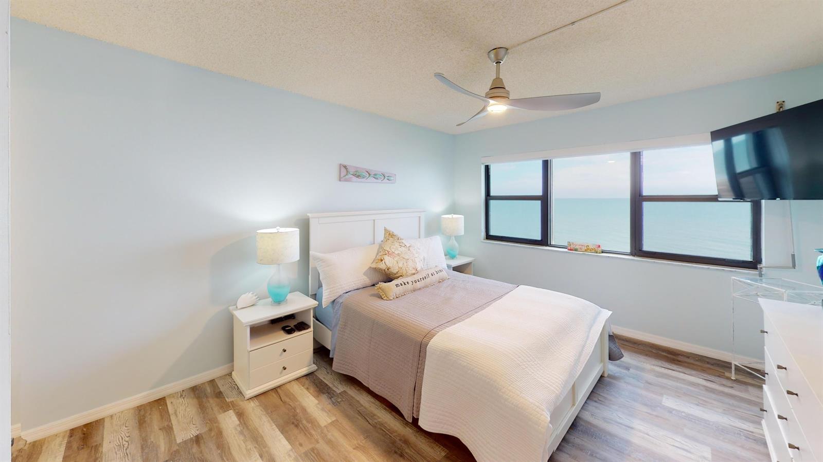 Ver detalles 805 2 / 2 1197 sq. ft. $ 2026-06-12 0 foto