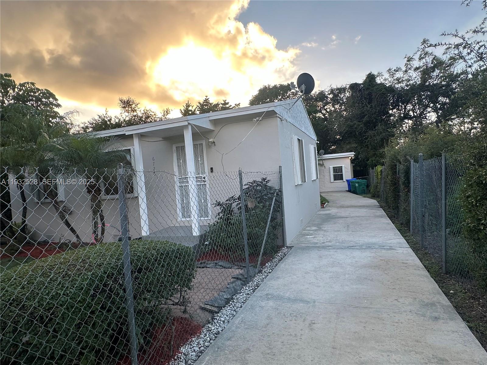   /  1320 sq. ft. $ 2025-12-18 0 Photo